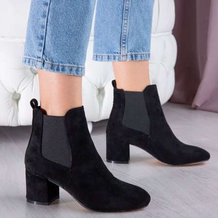 Black boots on a higher post Anabella - Footwear