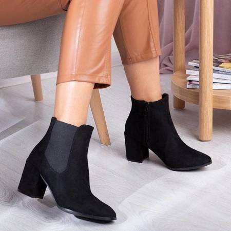 OUTLET Black boots on a higher post Klarisa - Footwear