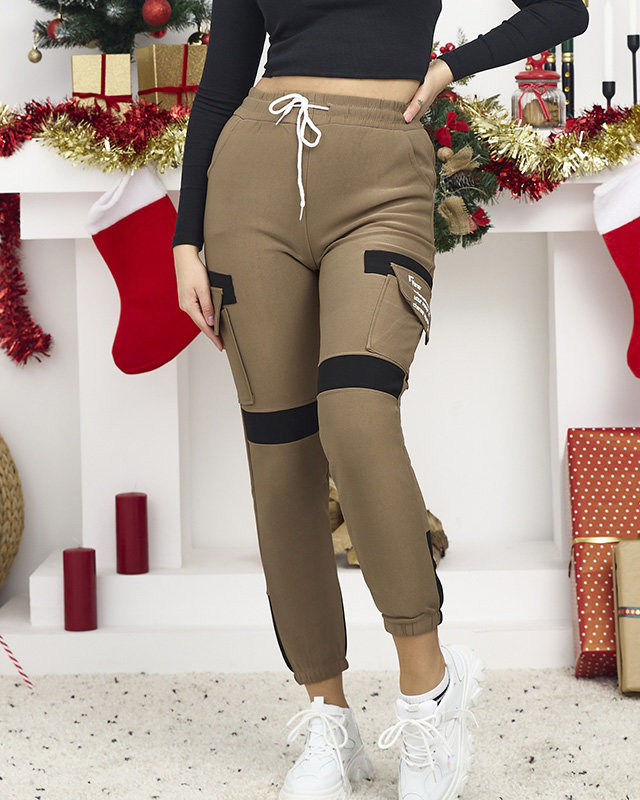 Warmed women's cargo pants with lettering in khaki - Clothing