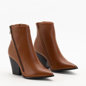 Brown women's boots on the post Censhia - Footwear
