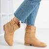 OUTLET Beige boots a'la cowboy boots on an indoor wedge Jelluma - Footwear