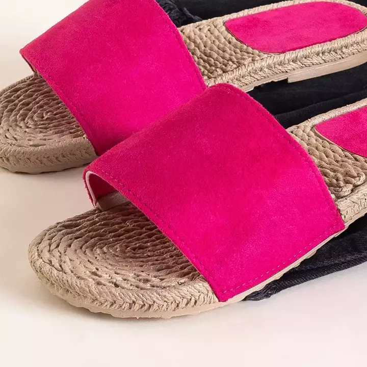 OUTLET Fuchsia women's flat-heeled flip-flops Vasagi - Footwear