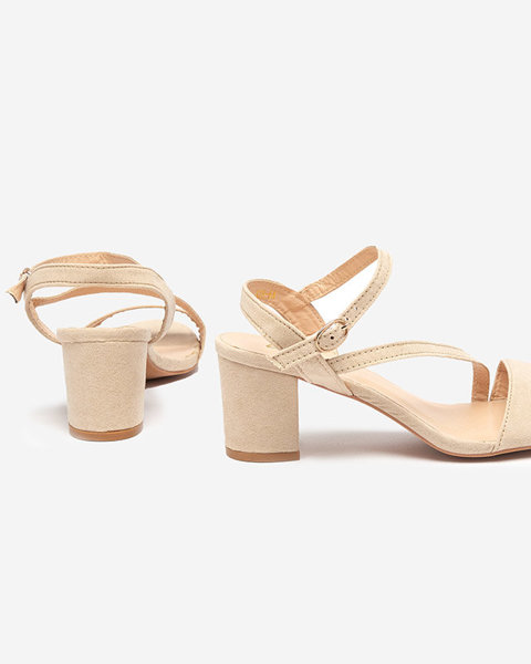 OUTLET Women's sandals on a post in beige Klodu- Shoes