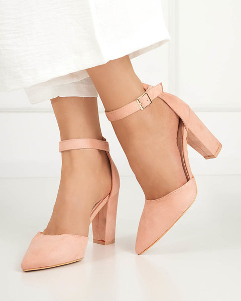 Pink women's sandals on the Kinotia post - Footwear