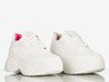 White and pink women's sports shoes with a thick sole Free And Young - Footwear